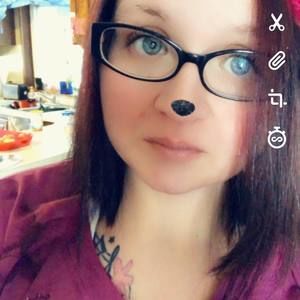 Meet your Posher, Carrie